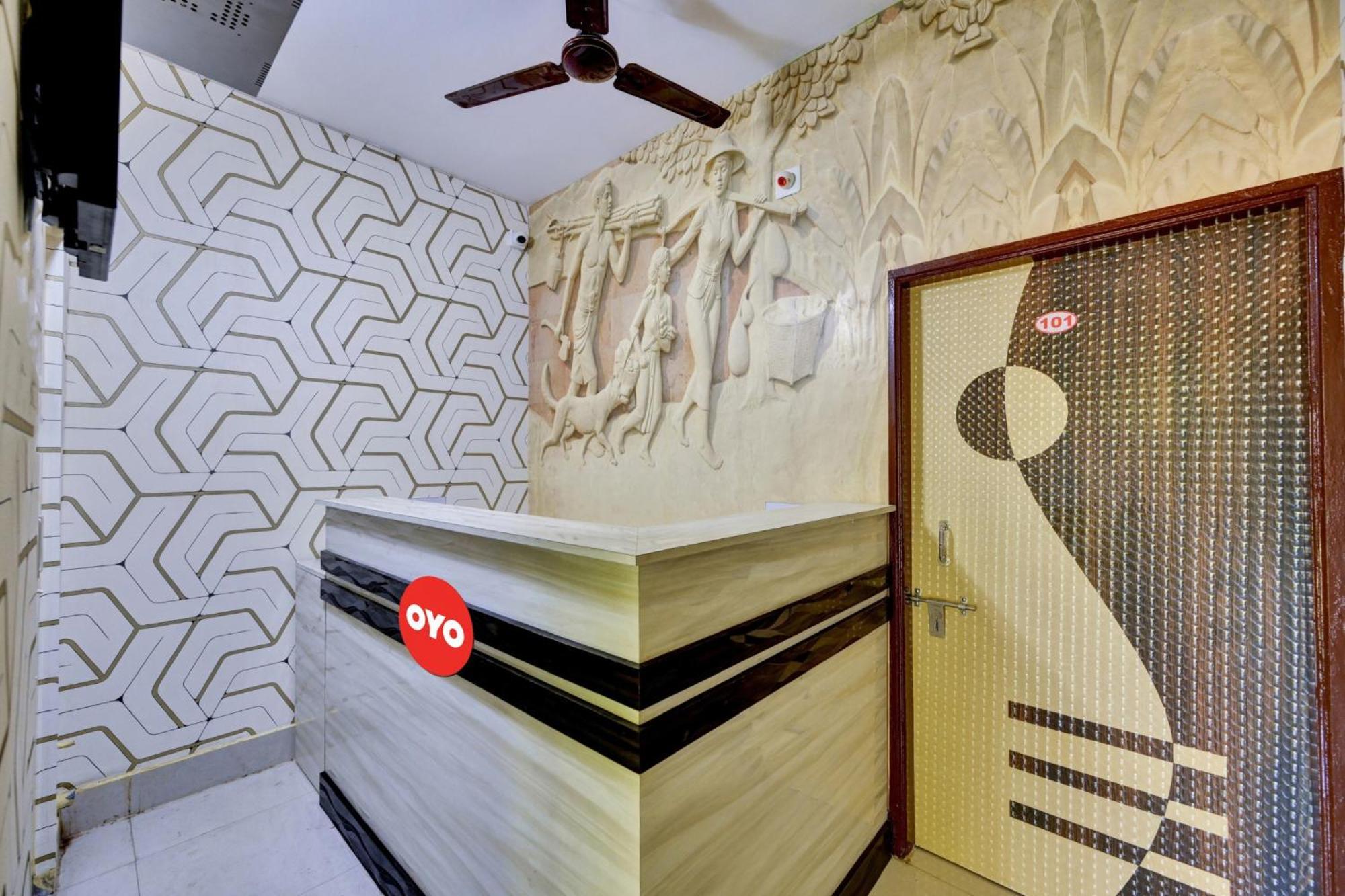 Oyo Flagship 81058 Royal Regalia Hotel Bhubaneswar Ngoại thất bức ảnh