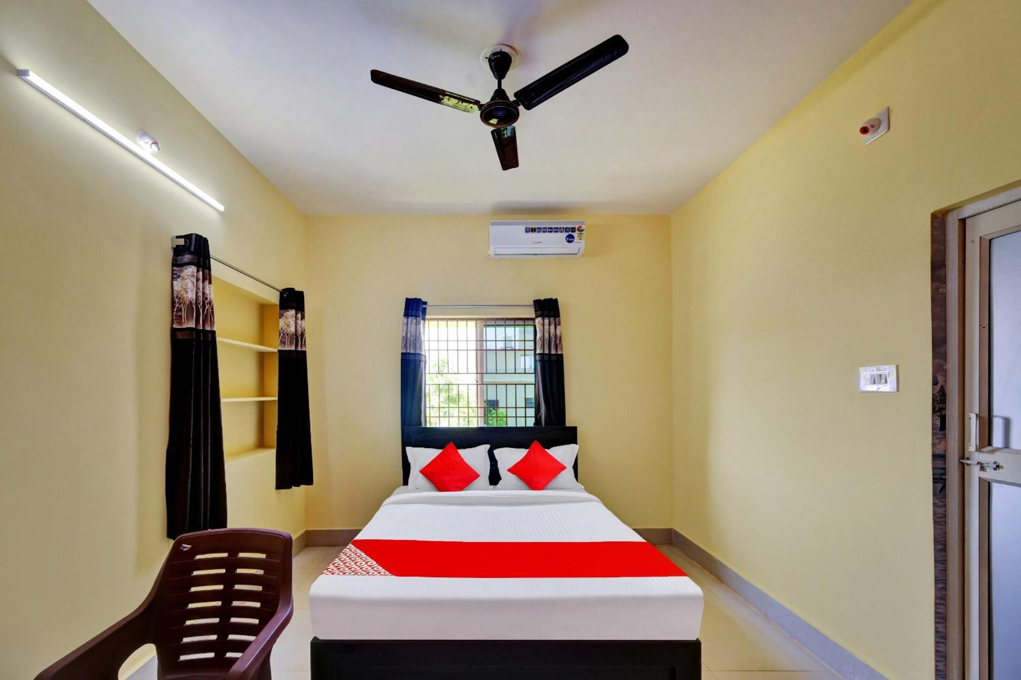 Oyo Flagship 81058 Royal Regalia Hotel Bhubaneswar Ngoại thất bức ảnh